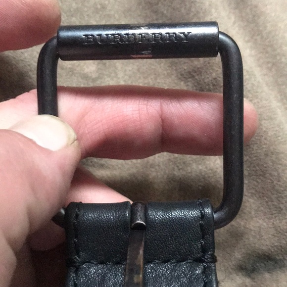Burberry belt size 90-36 36 max - Picture 2 of 3